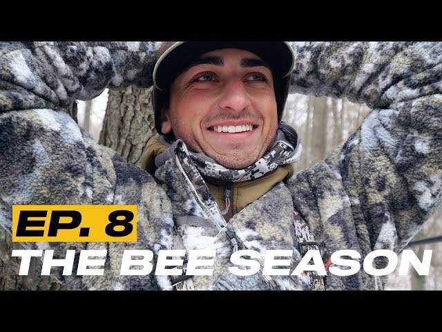 The Weirdest Buck Ever | Michigan Bowhunting