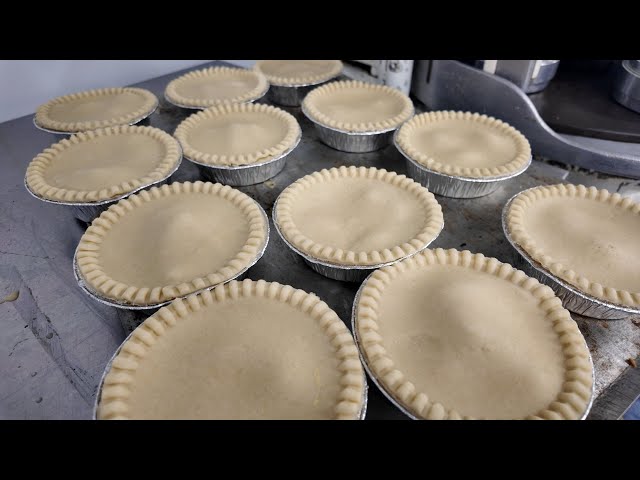 How To Make The Perfect Radford's Pie! | The Radford Family