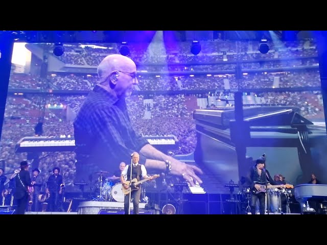 Bruce Springsteen and The E Street Band - Something In the Night - Madrid 14/06/2024