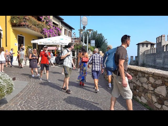 Walking around Sirmione, Lake Garda, Italy - Sony RX100 V