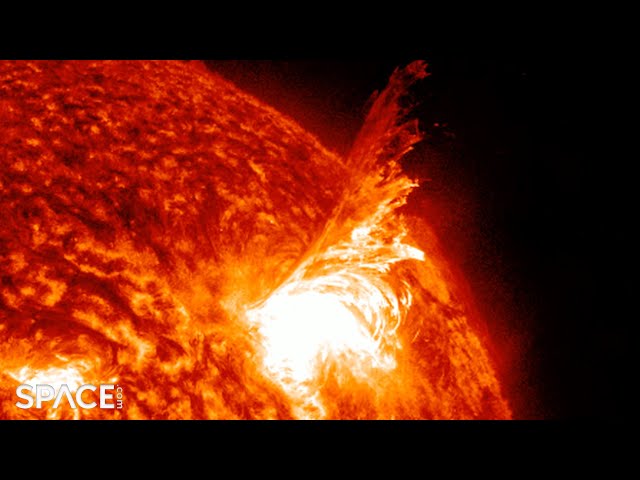 Solar flare produces amazing plasma plume that is seen by spacecraft