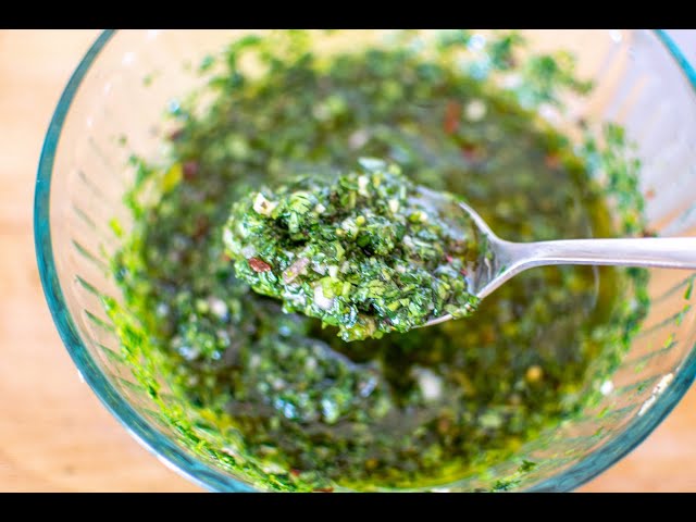 HOW TO MAKE CHIMICHURRI SAUCE—WITH LOTS OF CILANTRO