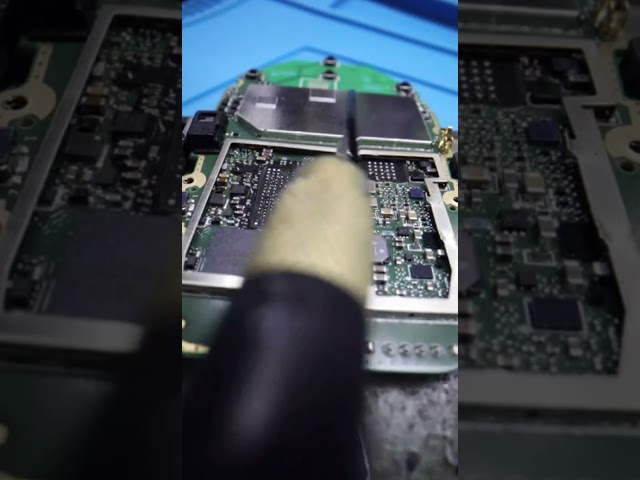 Reair the LCD key of the BMW