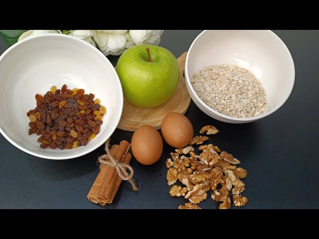 1 cup of oatmeal and 1 apple. Healthy diet cake in 5 minutes! No sugar, no flour.