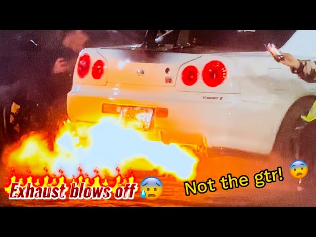 R34 gtr catches on fire in a 2step battle 🔥😰