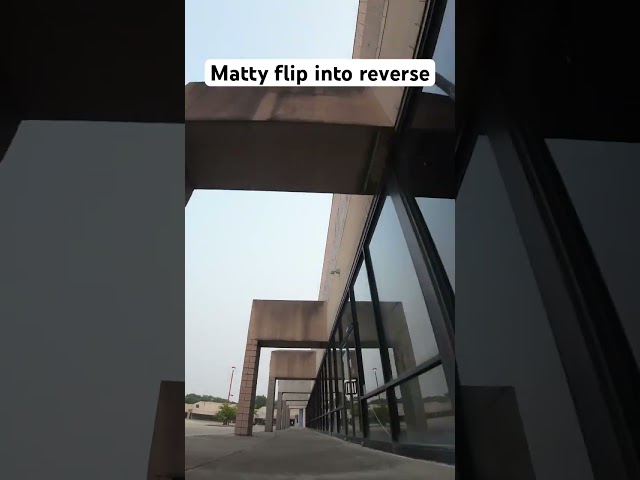 Matty flip and backwards flying 😜 #fpv #fpvdrone #rcfpv #fpvfreestyle #shorts