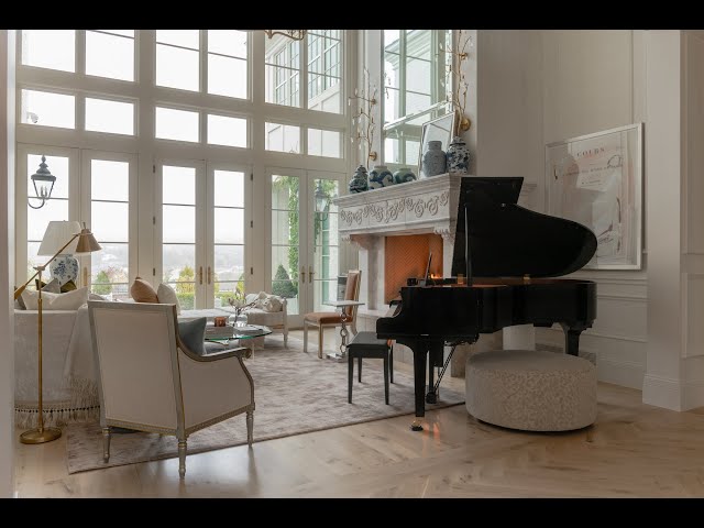 Rachel Parcell Living Room | Alice Lane Interior Design