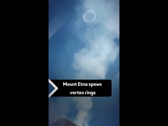 Mount Etna spews vortex rings