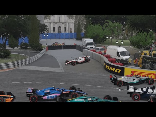 😱​ Crash au départ du GP de Monaco