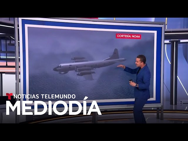 Así trabaja el avión cazahuracanes que investiga al poderoso ciclón Beryl | Noticias Telemundo