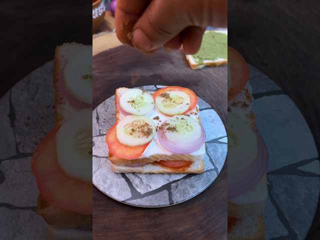 Simple And Tasty Sandwich 🥪🥪😋 #shorts #sandwich #sandwichrecipe #sandwiches #vegsandwich #snacks