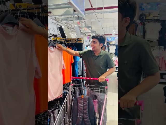 Scams In Mall😂 || #viral #funny #youtubeshorts #shorts