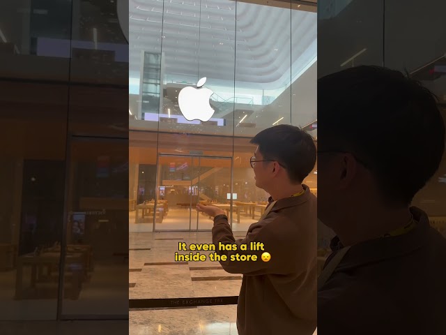 The first ever Apple Store in Malaysia now opened in TRX 📍📱 #applestore  #malaysia  #trx