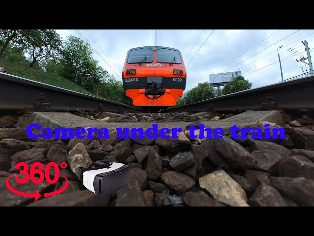 VR 360 Video - Under the train / Камера попала под поезд