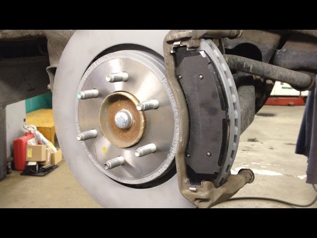 Ford Quick Tips: #14 Ford F150 Brake Pad Install Mistakes...