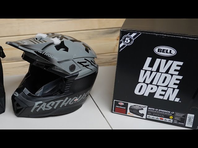 Bell Fasthouse Moto 10 Carbon Spherical Helmet