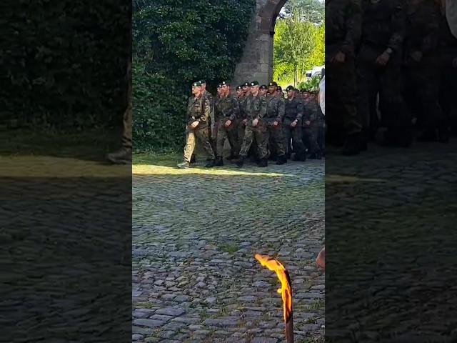 Einmarsch Offizieranwärter der Infanterie Schloss Saaleck🦅🇩🇪#bundeswehr #militär #parade #marsch