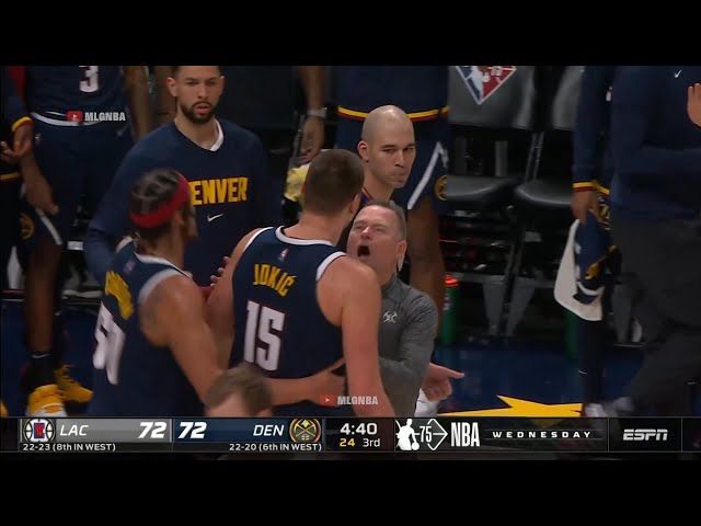 Mike Malone totally saved Nikola Jokic from being ejected 👍