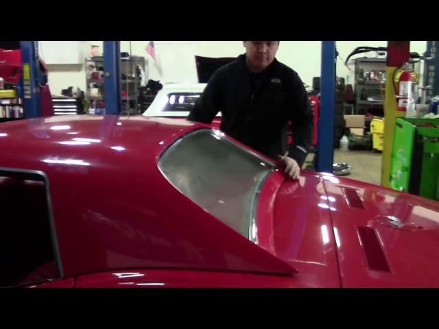 How to Install and Remove a Hardtop on a 1968-75 Corvette C3 Convertible