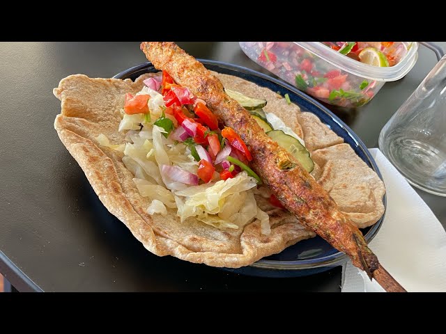 Integral Sourdough Naan Bread and Homemade Chicken Kebab |
