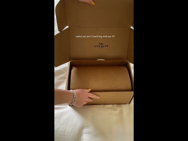 😊 COACH *luxe unboxing* by aliciawaid Full HD