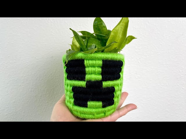 How to Coil a Basket with a Minecraft Creeper Face