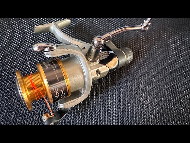Fishing  knot: how to tie a fishing line to a spool so that it does not spin in the spool