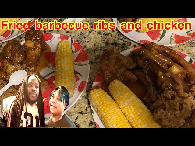 Sunday dinner fried barbecue ribs, fried barbecue chicken corn on the cob ￼