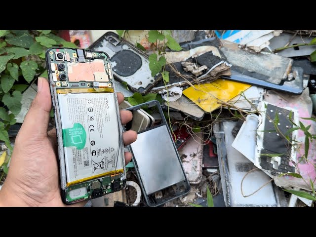 Great day!😍 Restoration Destroyed Phone Found in Garbage Dumps!! How i Restore Smashed Vivo Y20