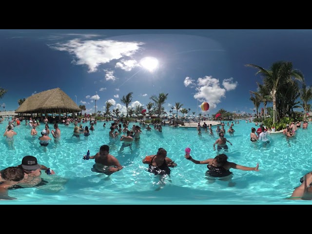 Huge pool Party (360 view)