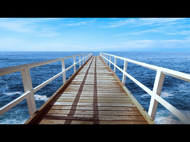 Infinite Ocean and Tranquil Pier | 4K Relaxing Screensaver