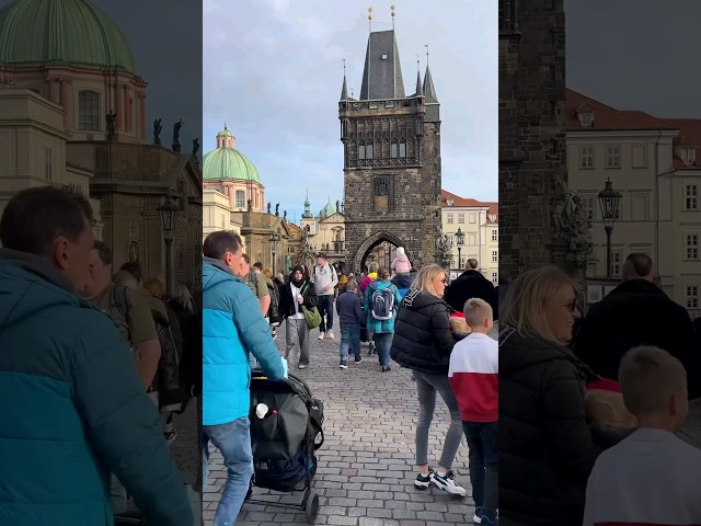 Prague: the best time to visit the famous Charles Bridge