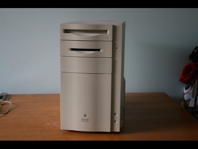 The Macintosh Quadra 800