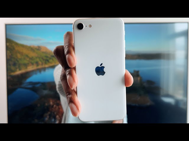 Apple Doing The Bare Minimum? - iPhone SE 2022!