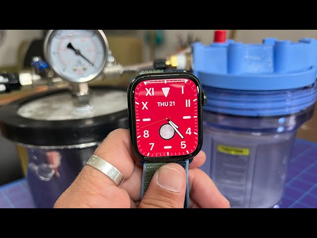 Apple Watch Series 7 durability: Water and dust resistance
