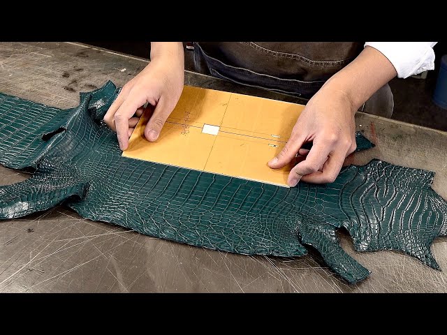 The Process of Making Long Wallet With Real Crocodile Leather. Korean Handmade Leather Artisan
