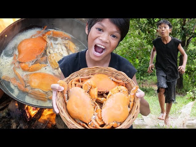 Survival Skills Primitive - Cooking crab and eating delicious ep005