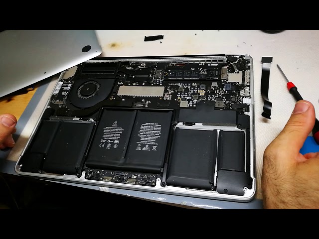 MacBook Pro A1502 Tastatur und Trackpad keine Funktion - leichte Reparatur!