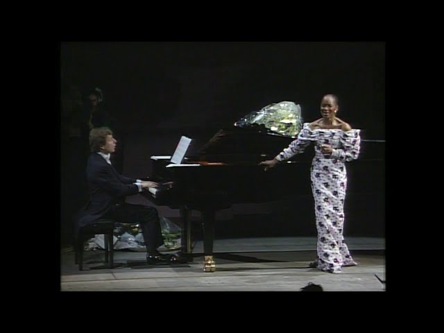 Barbara Hendricks, András Schiff 1988 Paris Recital (FULL)
