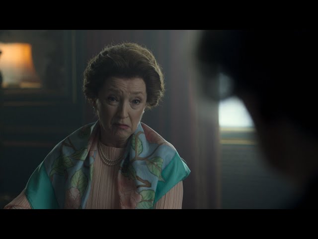 Queen meets Princess Margaret after her second stroke - The Crown Season 6