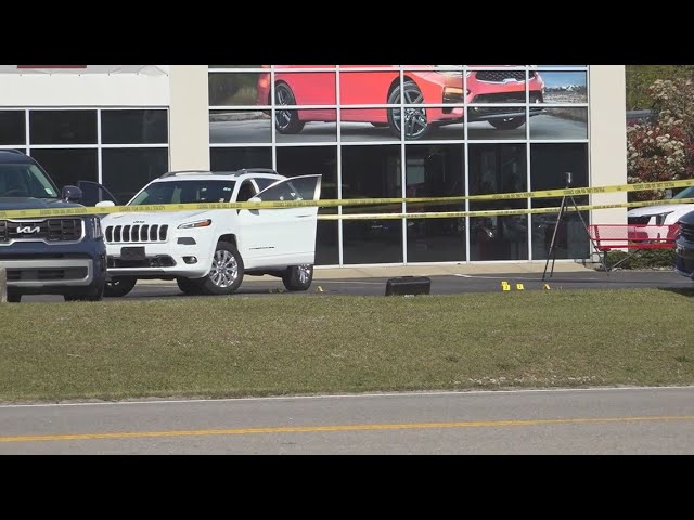 Columbia Police gives update on fatal car dealership shooting, car crash that left woman dead