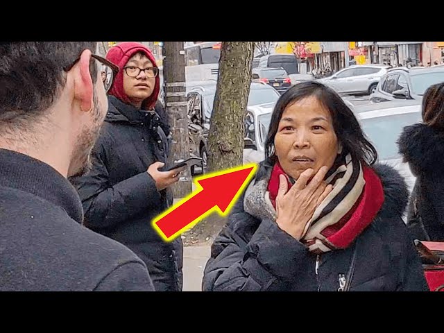 White Guys Surprise Locals with Rare Chinese Dialect, They are Stunned