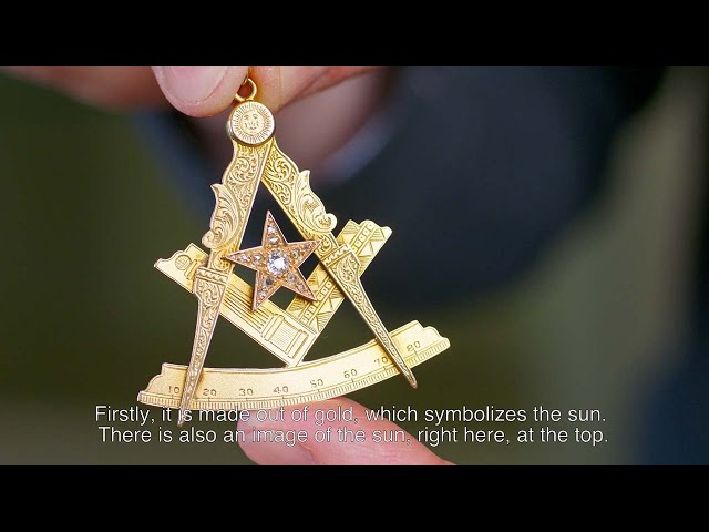 Expert’s Voice | Exploring the history of a gold Freemason pendant
