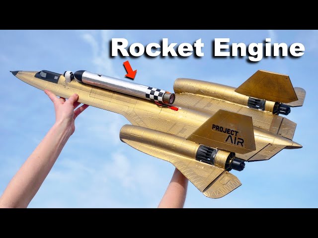 Building the FASTEST SR-71 Blackbird Rocket Plane!
