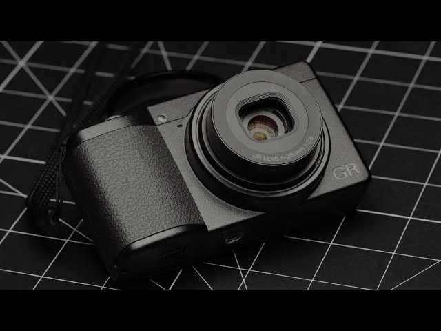 Ricoh GRIIIX | Why Are People Choosing This Over the X100V?