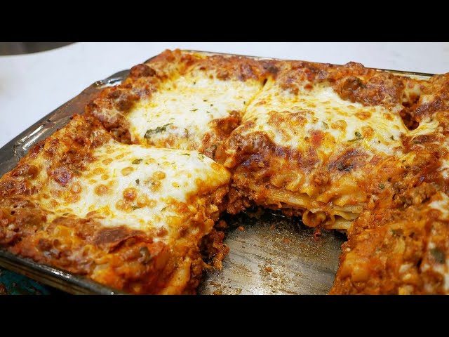 How To Make The Best Homemade Lasagna | You'll Never Buy Frozen Lasagna Again After Trying This!