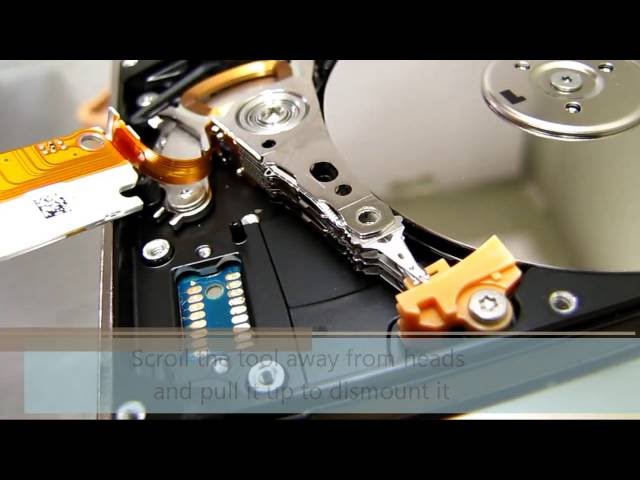 HddSurgery - Head replacement process on 2.5" Seagate hard drives