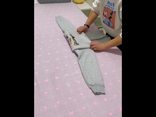 Folding techniques for warm T shirts