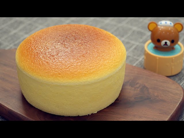 Japanese Souffle Cheesecake [Super Fluffy & Jiggly]