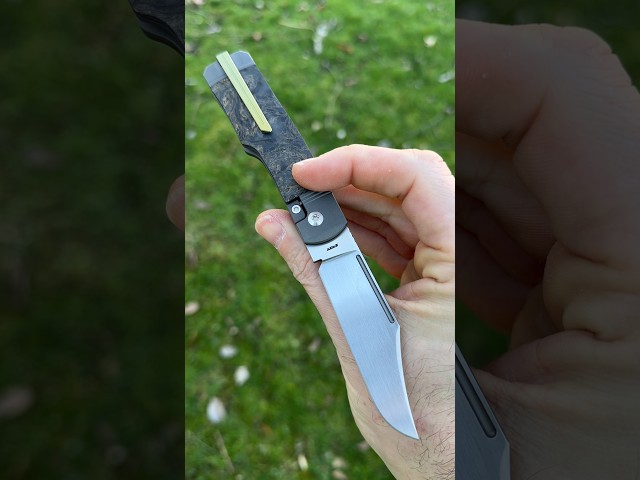 IT’S BACK!! ONE OF THE BEST KNIVES EVER MADE!! 😱🔥😮‍💨 #youtubeshorts #shorts